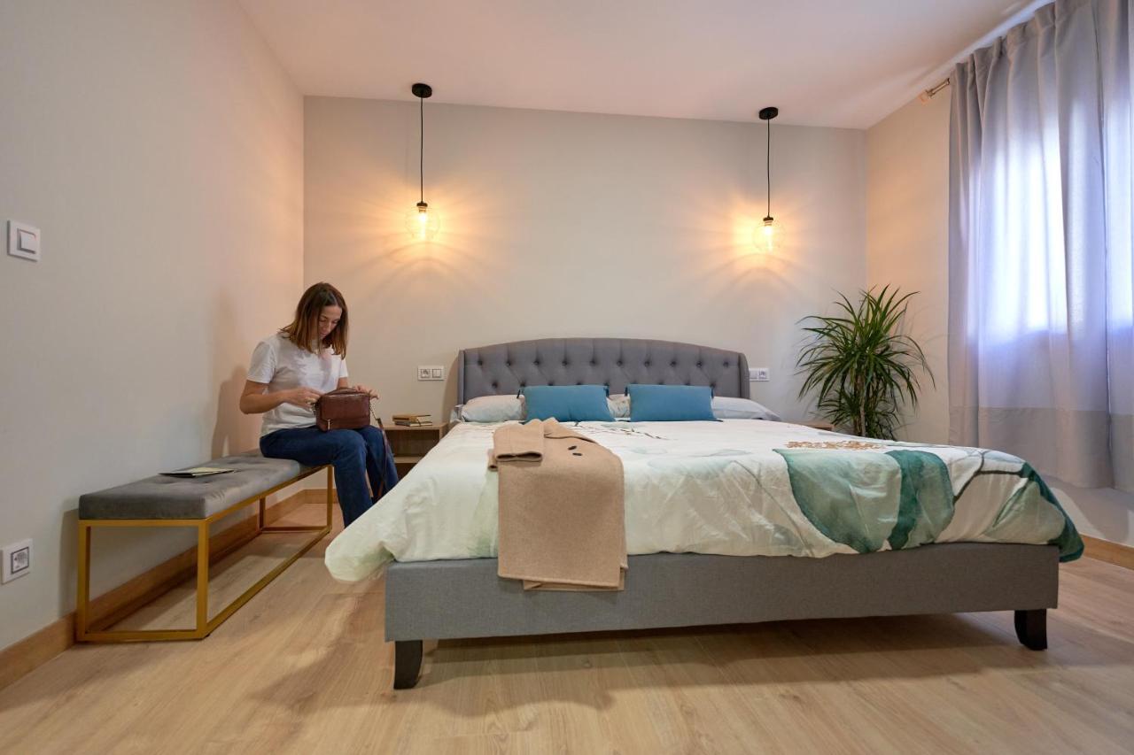 Duplex Casa De Las Argollas Grand Suite Parking Gratis Plasencia Exterior foto