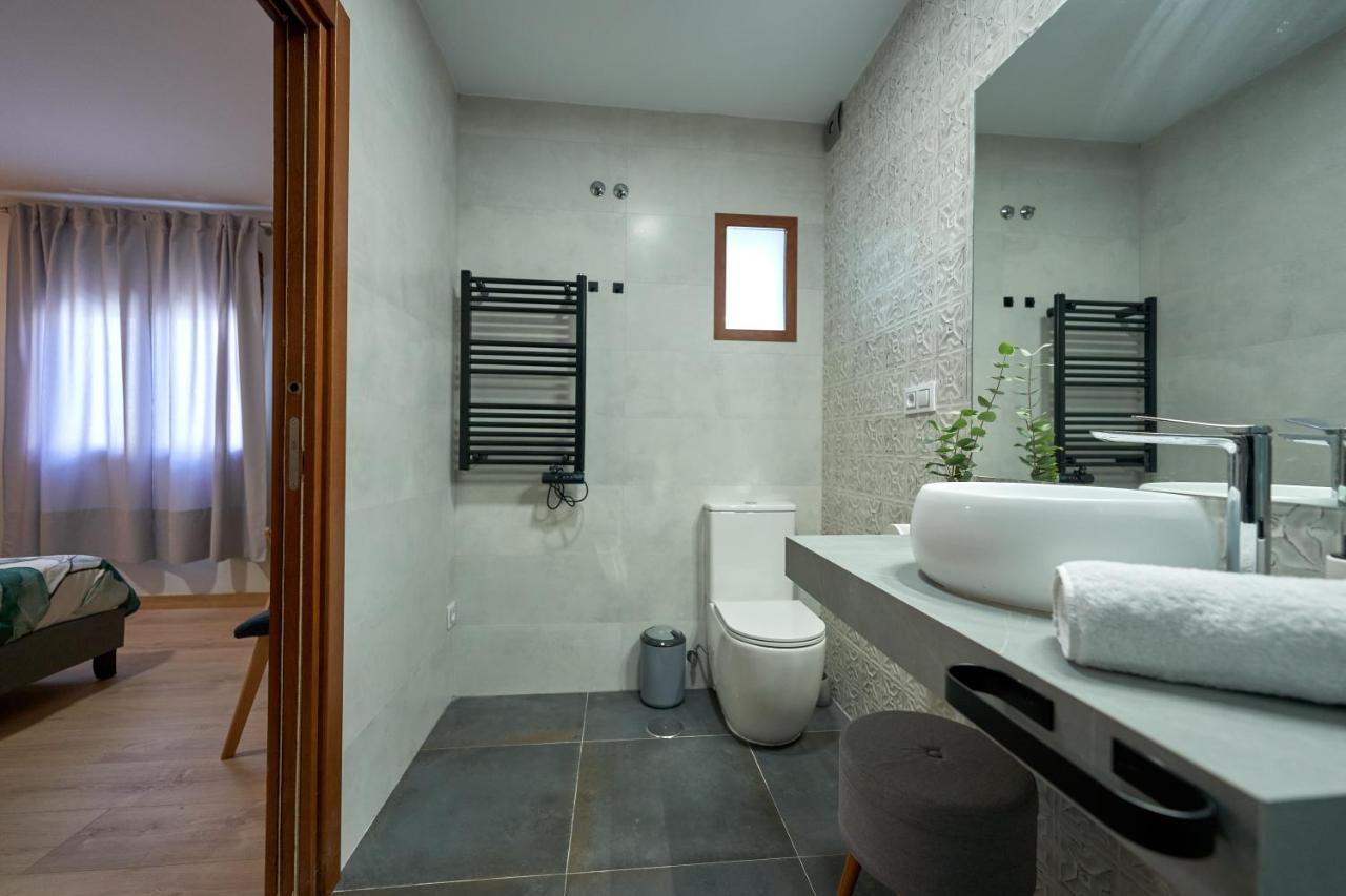 Duplex Casa De Las Argollas Grand Suite Parking Gratis Plasencia Exterior foto